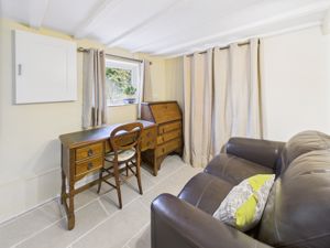 Snug/Office- click for photo gallery